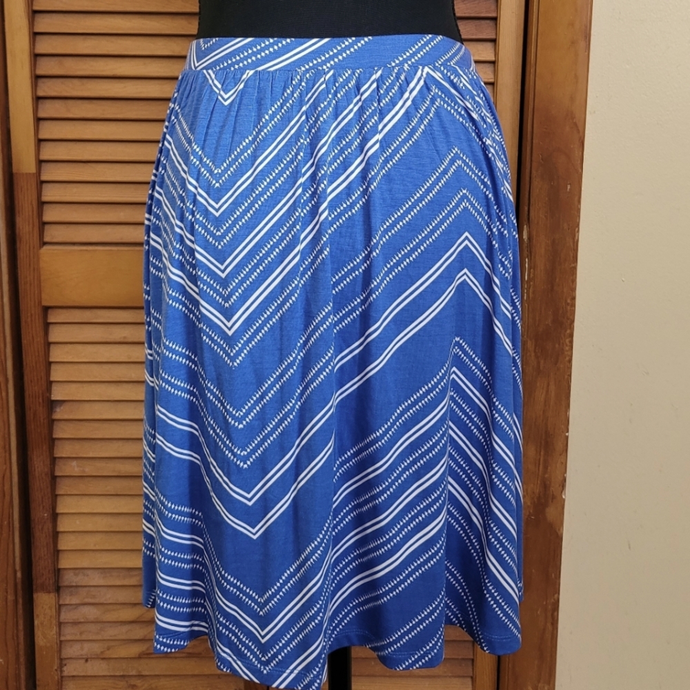 NWT Old Navy Chevron Print Mini Skirt Size Large - Picture 7 of 12